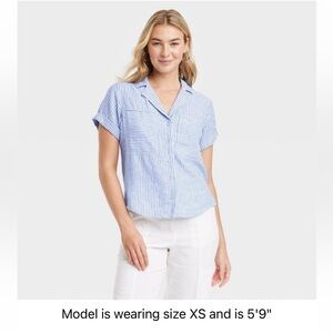Target Universal Thread Women’s Short Sleeve Collared Button Down Shirt - Blue